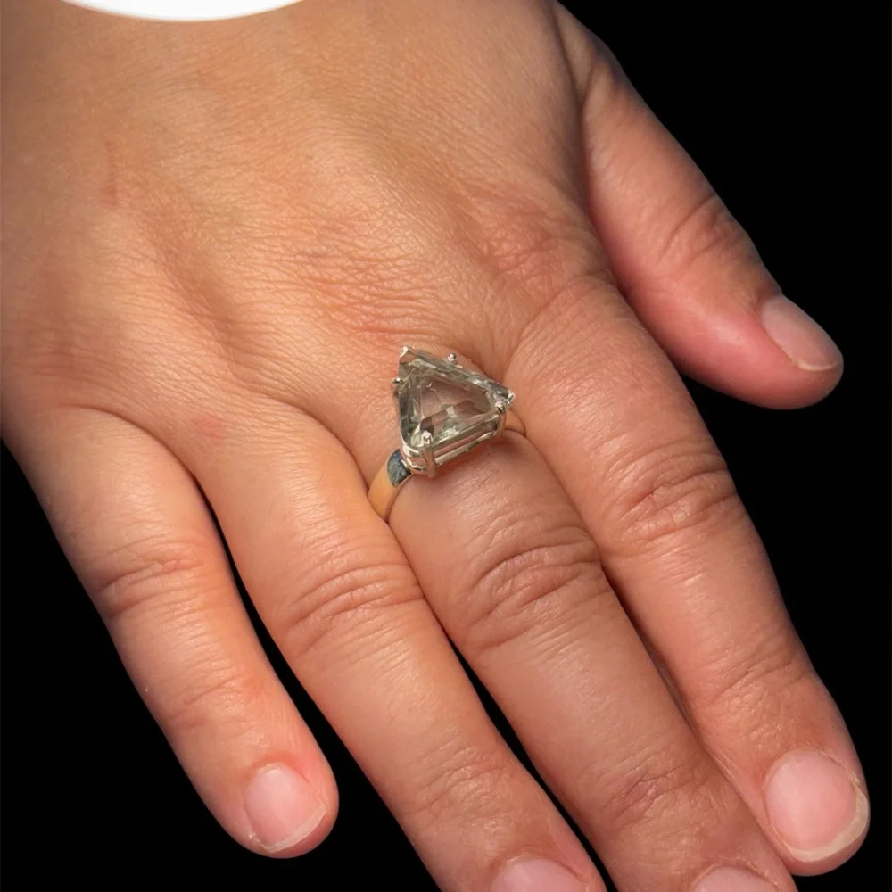Clear Crystal Quartz Ring – 6 Carat Stone – 925 Sterling Silver – Size 9